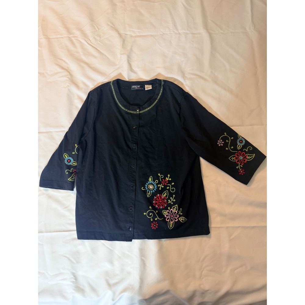 Onque Casuals Womens L Black Floral Embroidered Button Front Top 3/4 Sleeve